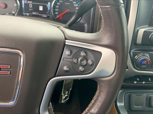 Used 2017 GMC Sierra 1500 SLT w/ SLT Premium Package image 19