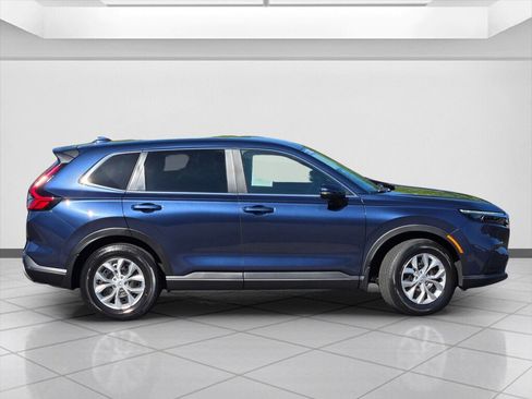 Certified 2025 Honda CR-V LX image 4