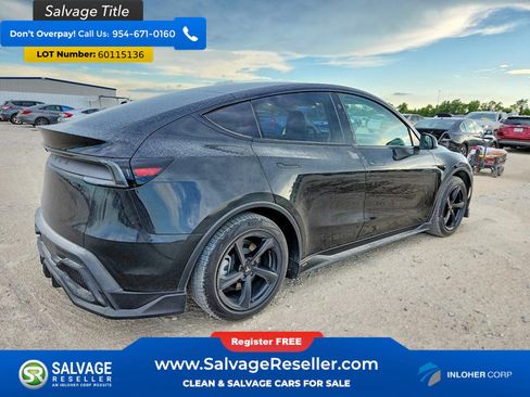 Used 2026 Tesla Model Y 2WD image 4