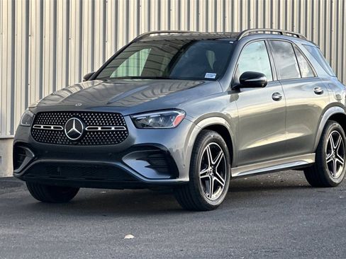Used 2024 Mercedes-Benz GLE 450e 4MATIC image 9