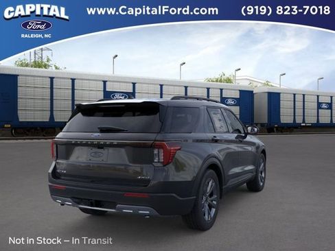 New 2026 Ford Explorer Active w/ Active Comfort Package AWD/4WD image 8