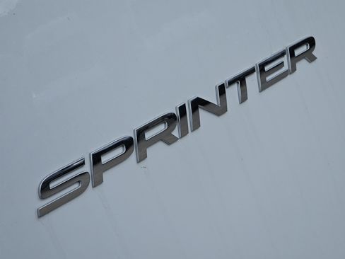 Used 2025 Mercedes-Benz Sprinter 3500 image 27