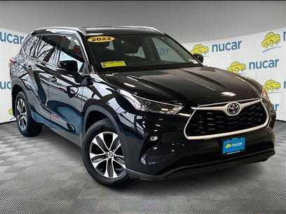 Used 2022 Toyota Highlander XLE