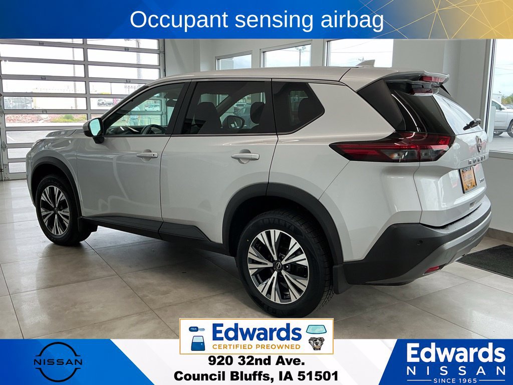 Used 2023 Nissan Rogue SV AWD/4WD image 6