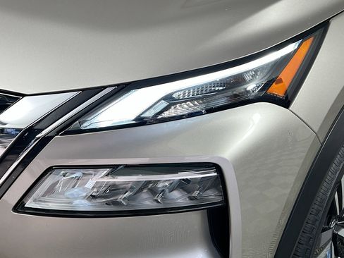 Used 2021 Nissan Rogue SL w/ Premium Package FWD image 12