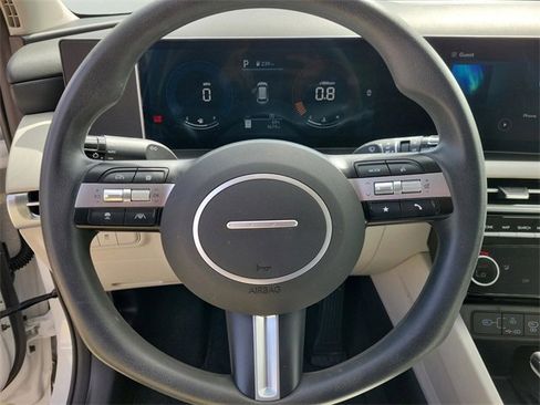 Certified 2025 Hyundai Tucson SEL image 17