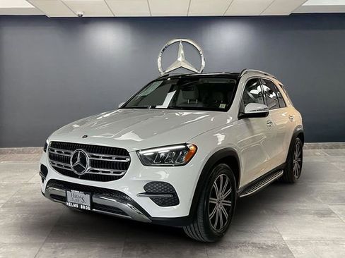 Certified 2024 Mercedes-Benz GLE 450e 4MATIC image 3