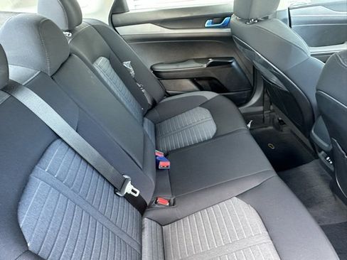 New 2026 Kia K5 LXS image 38