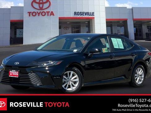 Certified 2025 Toyota Camry LE FWD image 1