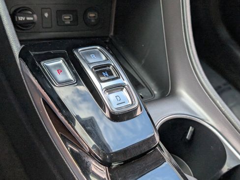 Used 2021 Hyundai Sonata Limited image 24