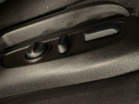 Used 2022 Chevrolet Equinox LT image 17