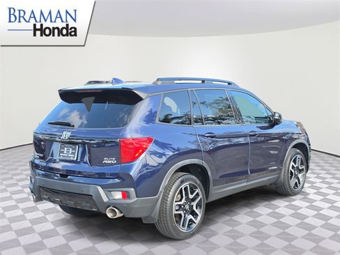 Certified 2023 Honda Passport Elite image 3