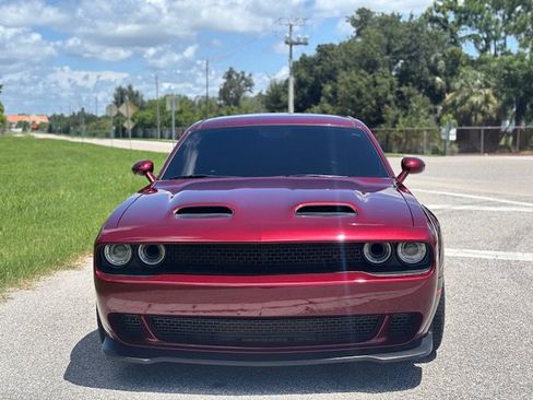 Used 2021 Dodge Challenger SRT Hellcat RWD image 4