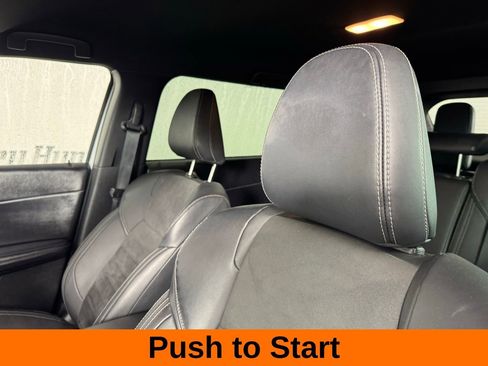 Used 2023 Mitsubishi Outlander SE Black Edition image 10