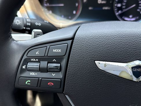 Used 2015 Hyundai Genesis 3.8 w/ Option Group 02 image 23