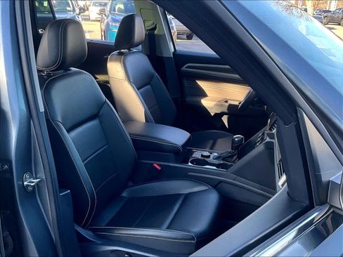 Used 2023 Volkswagen Atlas SEL image 11