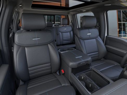 New 2026 Ford F250 Platinum w/ FX4 Off-Road Package image 10