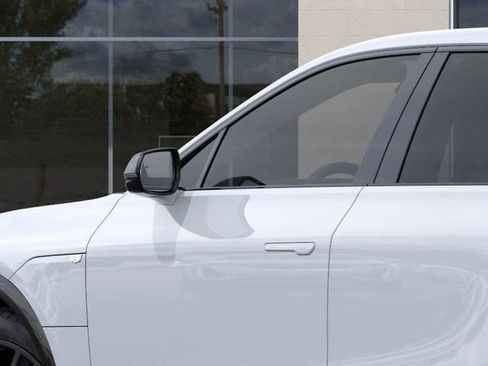 New 2026 Cadillac Lyriq Signature Sport image 12