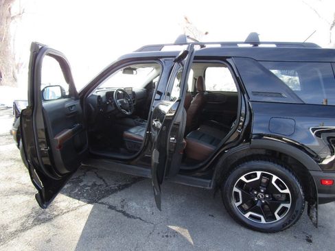 Used 2021 Ford Bronco Sport Outer Banks w/ Outer Banks Package (96D) image 24