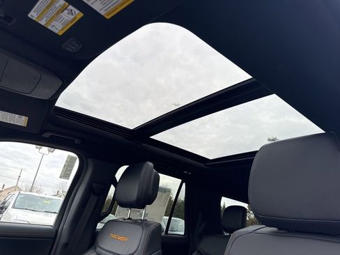 New 2026 Ford Expedition Tremor image 12