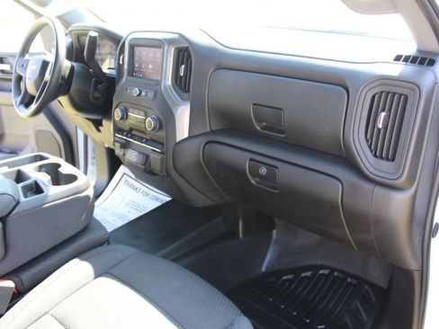 Used 2025 Chevrolet Silverado 3500 W/T image 21