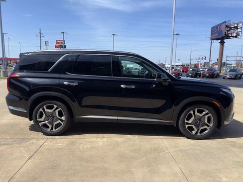 Used 2024 Hyundai Palisade Limited image 7