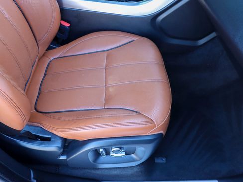 Used 2016 Land Rover Range Rover Sport Supercharged image 22