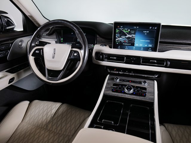 Used 2021 Lincoln Aviator Black Label Grand Touring w/ Class IV Trailer Tow Package AWD/4WD image 12
