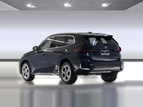 Used 2026 BMW X1 xDrive28i w/ Technology Package image 3