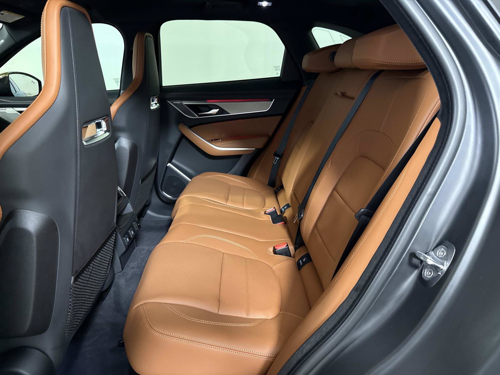 New 2026 Jaguar F-PACE R-Dynamic S AWD/4WD image 15