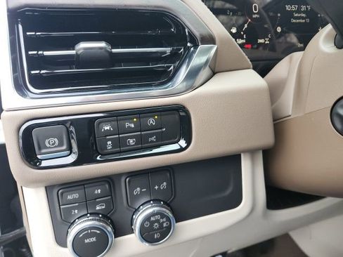 New 2026 GMC Yukon Denali image 18