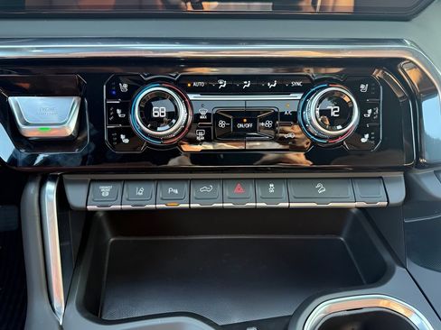 New 2026 GMC Sierra 2500 Denali Ultimate AWD/4WD image 31