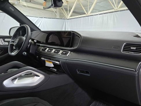 New 2026 Mercedes-Benz GLE 53 AMG 4MATIC Coupe image 12