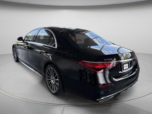 Certified 2026 Mercedes-Benz S 580 4MATIC Sedan image 3