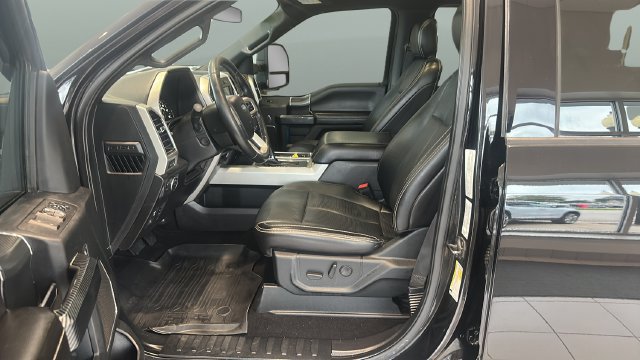 Used 2019 Ford F150 Lariat w/ Equipment Group 502A Luxury AWD/4WD image 8