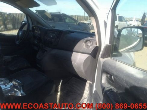 Used 2017 Nissan NV200 S w/ Cruise Control Package image 6