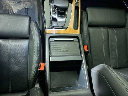 Used 2021 Audi Q5 Prestige w/ Prestige Package image 9