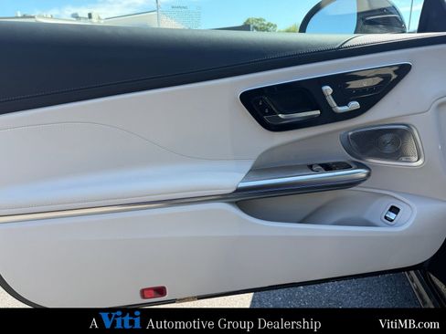 New 2026 Mercedes-Benz CLE 300 4MATIC Coupe image 11