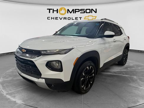 Used 2023 Chevrolet TrailBlazer LT FWD image 1