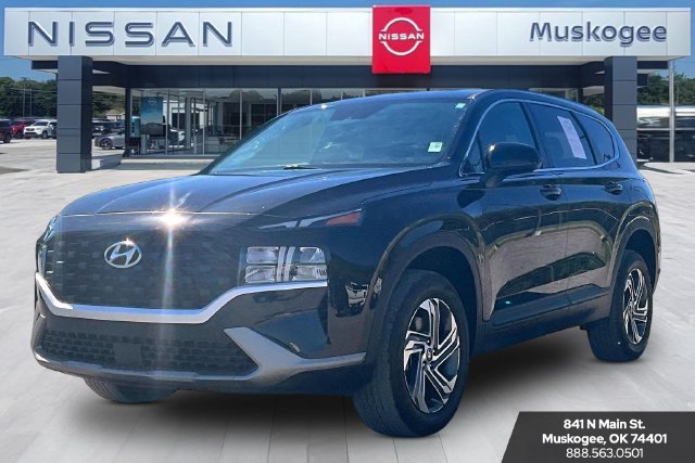 Used 2023 Hyundai Santa Fe SE AWD/4WD image 3