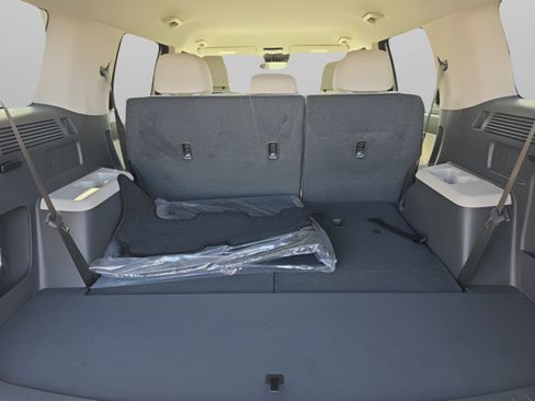 New 2026 Hyundai Santa Fe SE FWD image 29