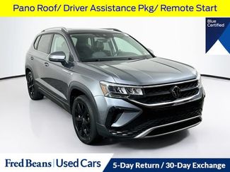 Used 2022 Volkswagen Taos SE w/ Panoramic Sunroof Package AWD/4WD video 1
