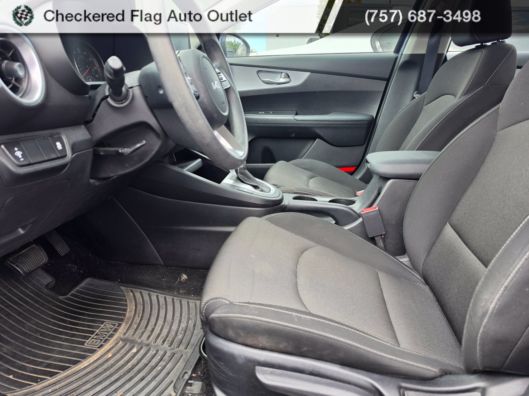 Used 2023 Kia Forte LXS FWD image 8