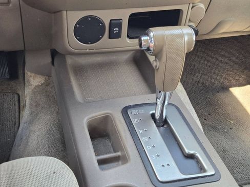 Used 2011 Nissan Frontier SV RWD image 26