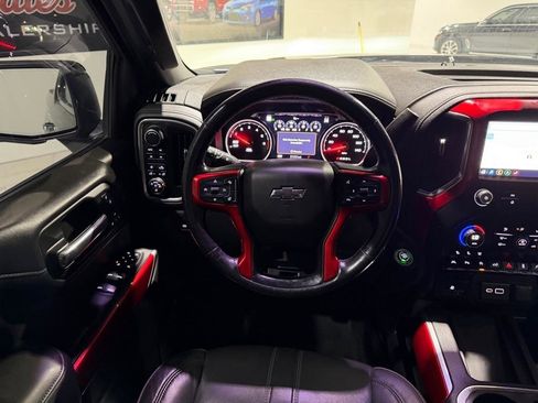 Used 2019 Chevrolet Silverado 1500 High Country w/ Technology Package image 28