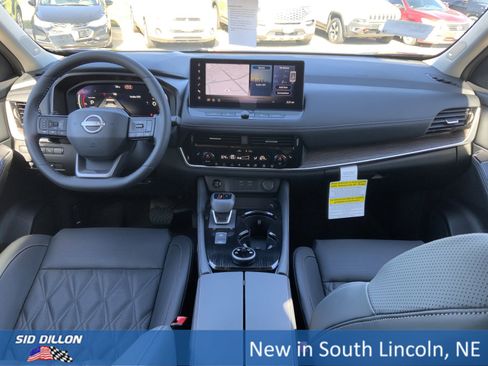 New 2026 Nissan Rogue Platinum w/ Platinum Premium Package image 5