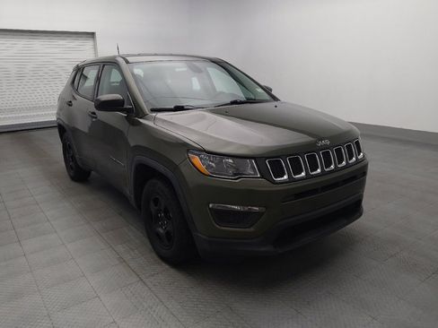 Used 2018 Jeep Compass Sport FWD image 13