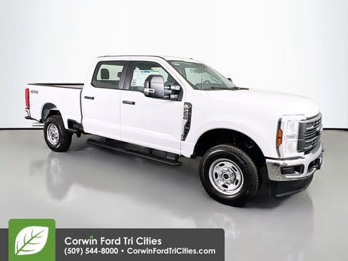 New 2026 Ford F250 XL w/ XL Chrome Package image 1