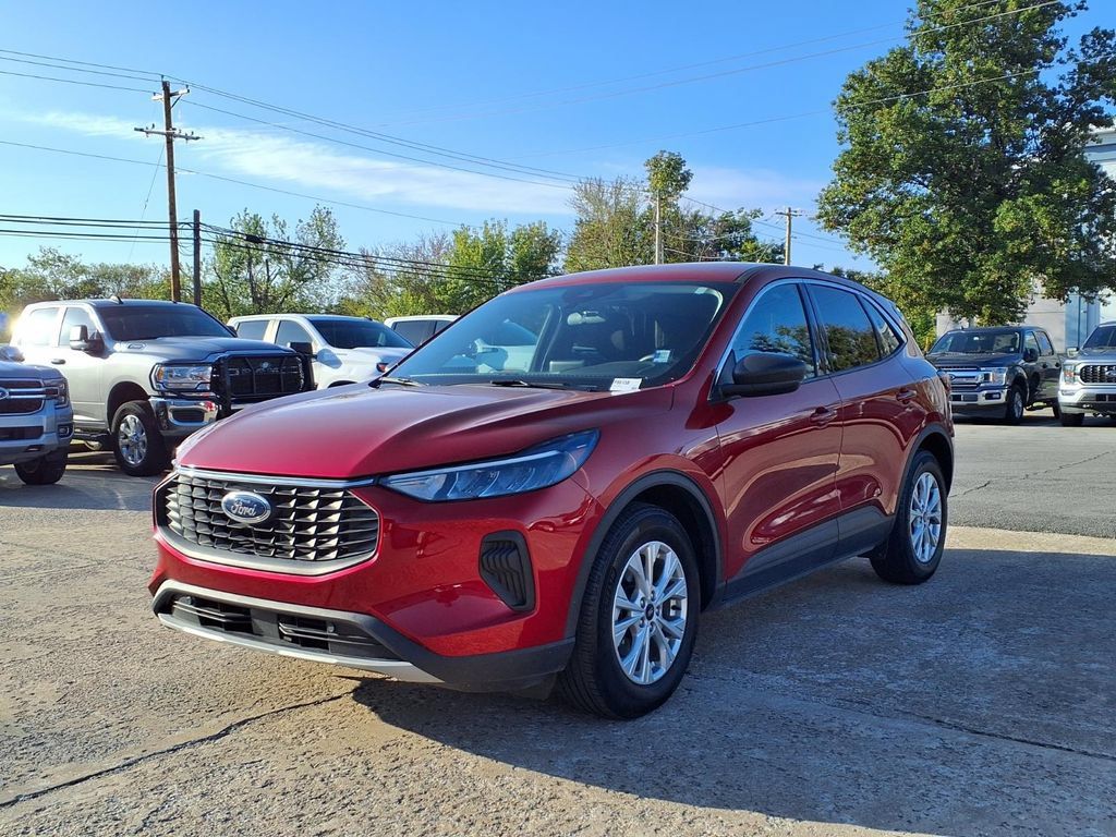 Used 2023 Ford Escape Active FWD image 19