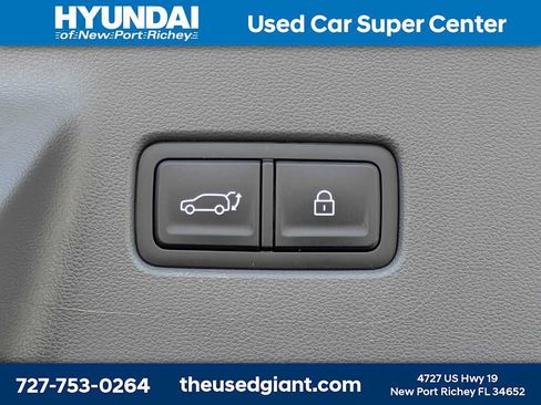 Used 2024 Hyundai Santa Fe Limited AWD/4WD image 13